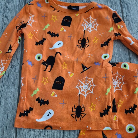 Hyde and EEK! Boutique Kids Halloween Pajama Set – Size 4 – Orange Spooky Print - Picture 3 of 7